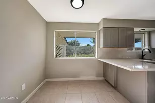 10922 W El Capitan Cir, Sun City, AZ 85351 - Photo 18