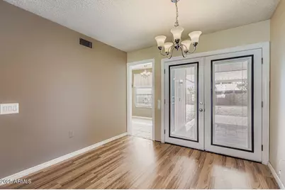 20025 N Willowcreek Circle, Sun City, AZ 85373 - Photo 6