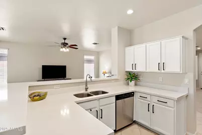 1819 W Deer Creek Road, Phoenix, AZ 85045 - Photo 8