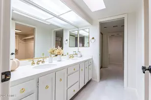 2626 E Arizona Biltmore Cir, Phoenix, AZ 85016 - Photo 30