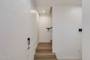 4220 N 32nd St, Phoenix, AZ 85018 - Photo 6