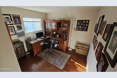 239 E Betty Elyse Lane, Phoenix, AZ 85022 - Photo 14