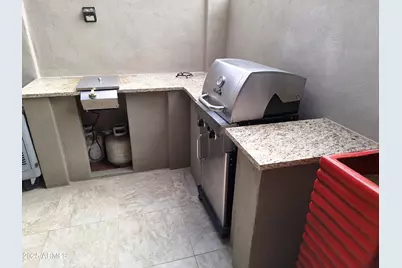 239 E Betty Elyse Lane, Phoenix, AZ 85022 - Photo 8