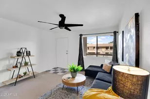 3601 W Tierra Buena Ln, Phoenix, AZ 85053 - Photo 2