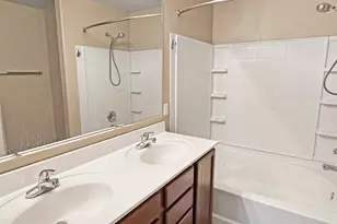 1426 N 81st Dr, Phoenix, AZ 85043 - Photo 8