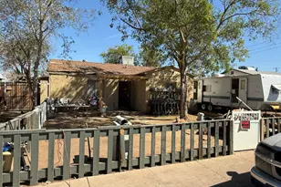 3206 W Pierce St, Phoenix, AZ 85009 - Photo 1