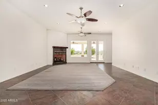 711 E Cloud Rd, Phoenix, AZ 85086 - Photo 14
