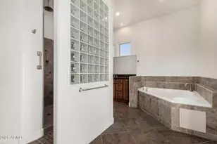 711 E Cloud Rd, Phoenix, AZ 85086 - Photo 22