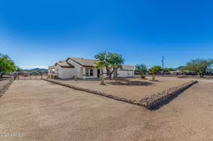711 E Cloud Rd, Phoenix, AZ 85086 - Photo 12