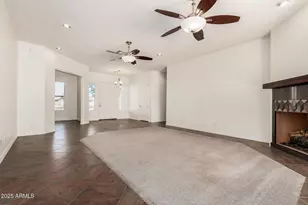 711 E Cloud Rd, Phoenix, AZ 85086 - Photo 16