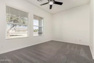 711 E Cloud Rd, Phoenix, AZ 85086 - Photo 32