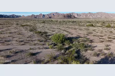 395Xx W Cholla Street #5, Tonopah, AZ 85354 - Photo 2