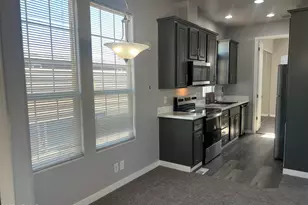 10701 N 99th Ave, Peoria, AZ 85345 - Photo 12