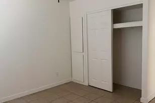 7701 W Crittenden Ln, Phoenix, AZ 85033 - Photo 10