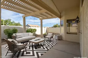 10622 W Mohawk Ln, Peoria, AZ 85382 - Photo 18