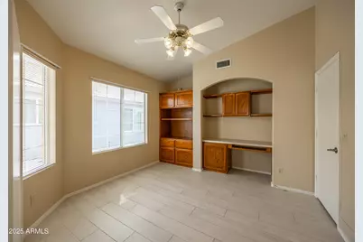 10622 W Mohawk Lane, Peoria, AZ 85382 - Photo 16