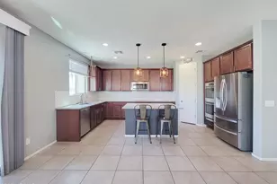 1725 N 211th Dr, Buckeye, AZ 85396 - Photo 4