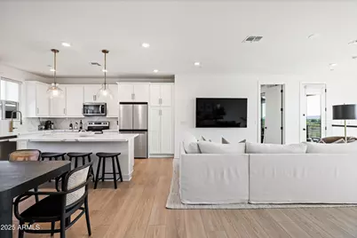 2121 W Sonoran Desert Drive #8, Phoenix, AZ 85085 - Photo 6