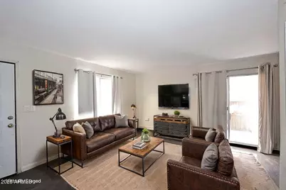 8819 N 12th Place, Phoenix, AZ 85020 - Photo 2