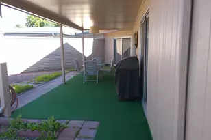 10306 W Hutton Dr, Sun City, AZ 85351 - Photo 12