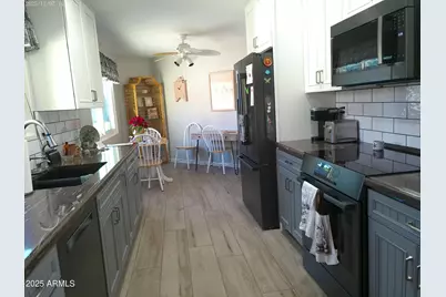 10306 W Hutton Drive, Sun City, AZ 85351 - Photo 2