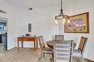 10306 W Hutton Dr, Sun City, AZ 85351 - Photo 12