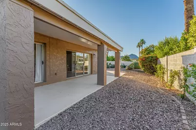 5526 N 77th Way, Scottsdale, AZ 85250 - Photo 14
