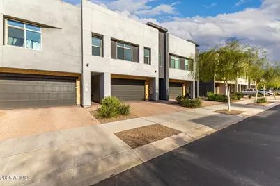 1970 W Desert Hollow Drive, Phoenix, AZ 85085 - Photo 2