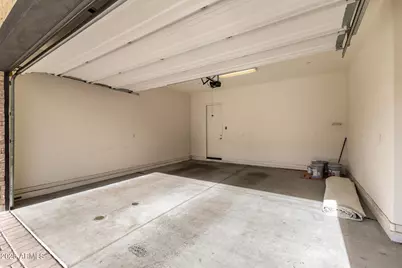 1970 W Desert Hollow Drive, Phoenix, AZ 85085 - Photo 32