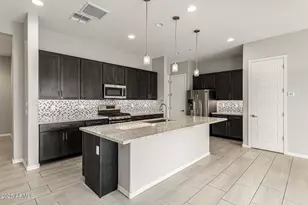 1970 W Desert Hollow Dr, Phoenix, AZ 85085 - Photo 10