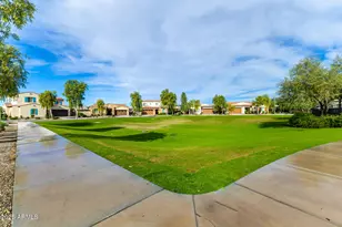 1970 W Desert Hollow Dr, Phoenix, AZ 85085 - Photo 36