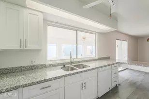 358 S Alvaro Cir, Mesa, AZ 85206 - Photo 14