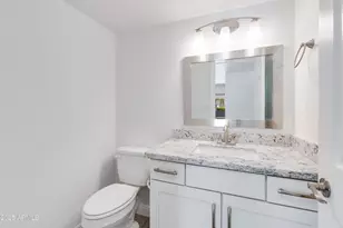 5201 E Fellars Dr, Scottsdale, AZ 85254 - Photo 14