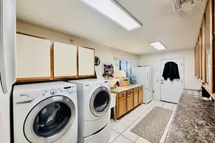 14326 W Yukon Dr, Sun City West, AZ 85375 - Photo 26