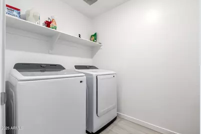 17034 W Seldon Lane, Waddell, AZ 85355 - Photo 32