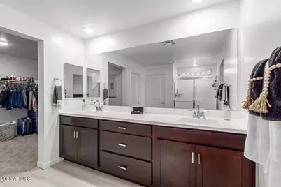 17034 W Seldon Lane, Waddell, AZ 85355 - Photo 16