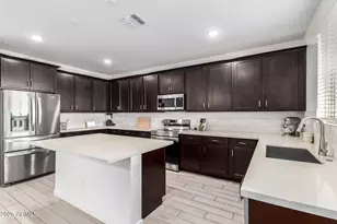 17034 W Seldon Ln, Waddell, AZ 85355 - Photo 10