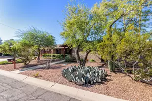 320 E Orange Dr, Casa Grande, AZ 85122 - Photo 4