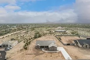 12096 W Jaiden St, Casa Grande, AZ 85194 - Photo 48