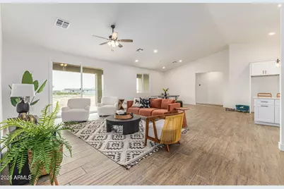 12096 W Jaiden Street, Casa Grande, AZ 85194 - Photo 4