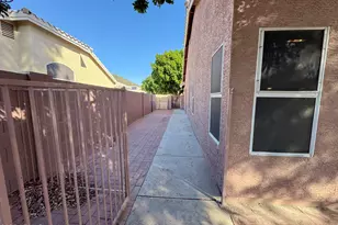 6273 W Louise Dr, Glendale, AZ 85310 - Photo 30