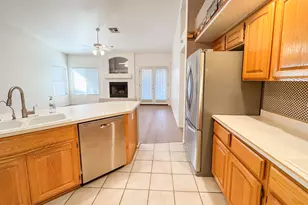 6273 W Louise Dr, Glendale, AZ 85310 - Photo 10