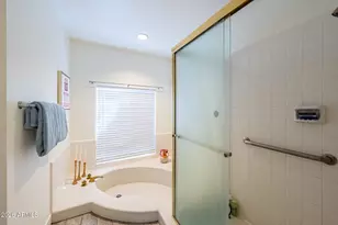 4630 E Palo Verde Dr, Phoenix, AZ 85018 - Photo 40