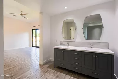 4630 E Palo Verde Drive, Phoenix, AZ 85018 - Photo 26