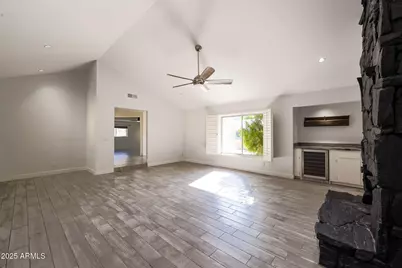 4630 E Palo Verde Drive, Phoenix, AZ 85018 - Photo 10