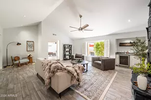 4630 E Palo Verde Dr, Phoenix, AZ 85018 - Photo 2