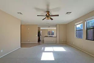 46057 W Dutchman Dr, Maricopa, AZ 85139 - Photo 8