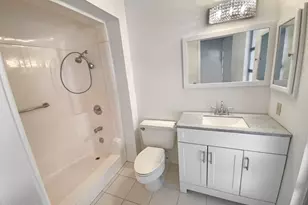 9806 W Hutton Dr, Sun City, AZ 85351 - Photo 10