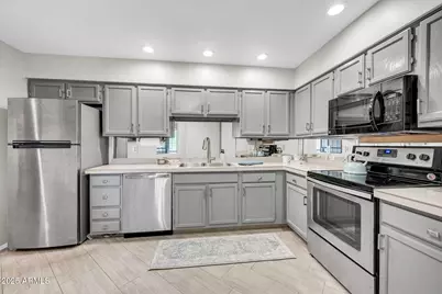 9115 E Purdue Avenue #213, Scottsdale, AZ 85258 - Photo 2