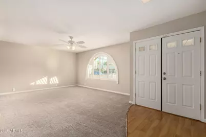 5042 W Carol Avenue, Glendale, AZ 85302 - Photo 4